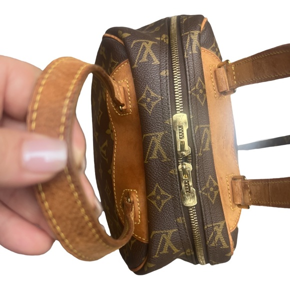 🔥🔥🔥LV Excursion gorgeous bag 🔥🔥🔥 - Picture 6 of 13